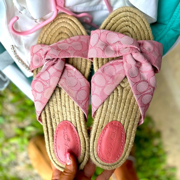 COACH pink sandals - Picture 1 of 1
